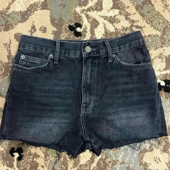 BDG Urban Outfitters Distressed Black Denim Shorts Size 27 - Picture 4 of 9